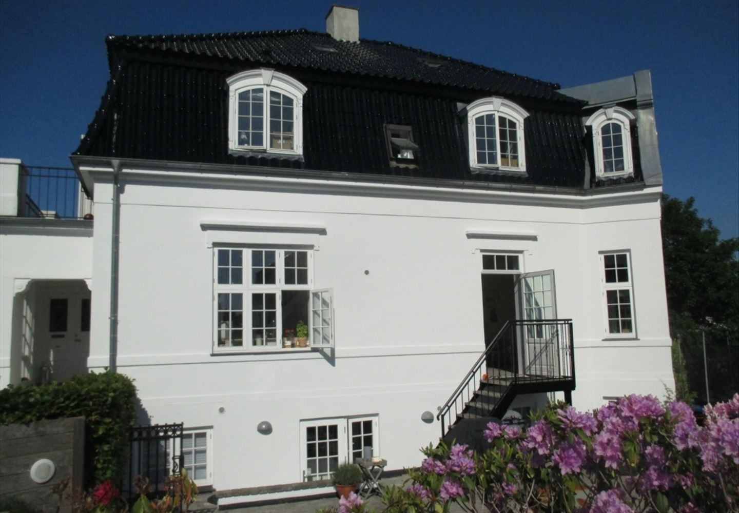 Slotsalleen 6A, 2930 Klampenborg